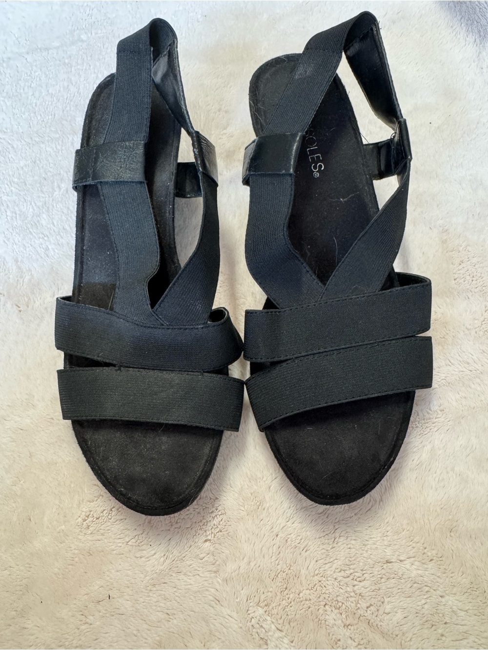 Aerosoles Black Crisscross Elastic Strap Wedge Sandals - Size 9